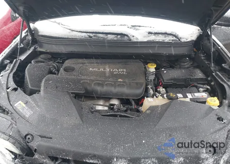 2019 Jeep Cherokee Latitude Plus 4X4 из США, поврежденный, VIN 1C4PJMLB6KD194738